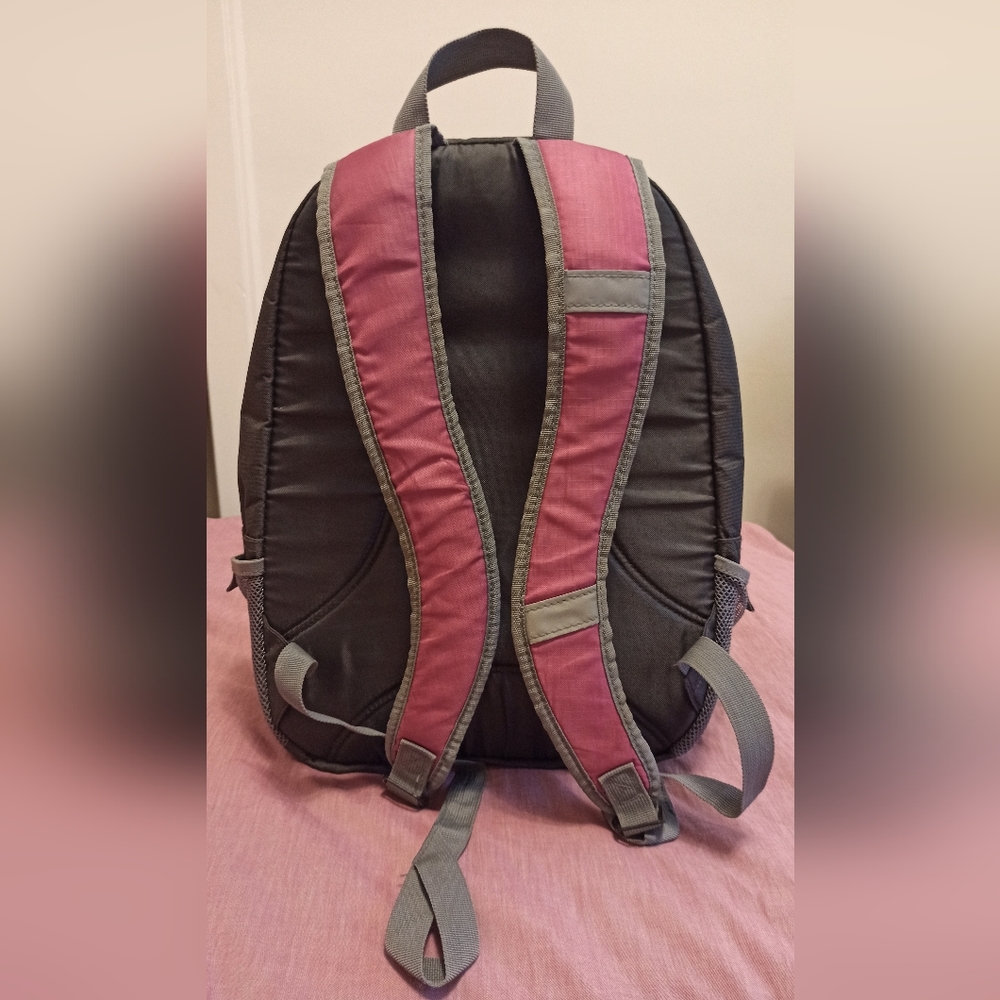 Embark Backpack - Picture 4 of 6